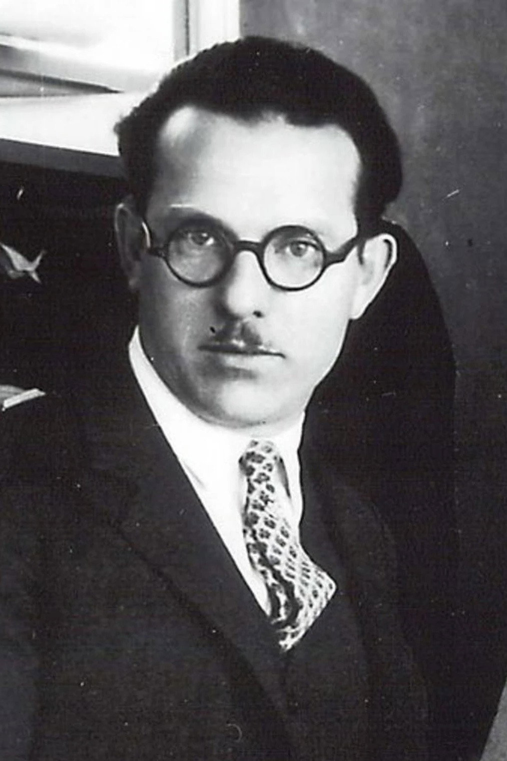 Anton Grot